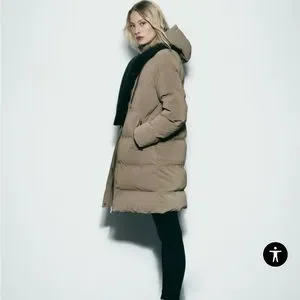 ZARA × And Wander　SHORT PAFFER COAT Bomb Product of the Day: Zara's Short Camouflage Print Down